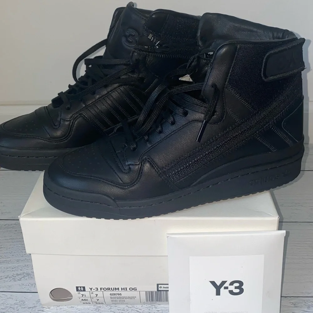 Authentic New w Tags | Size 7 1/2 - Adidas Y-3 Forum High OG Triple Black 2021 - Picture 1 of 11